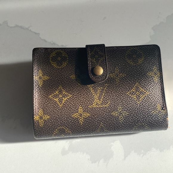 Louis Vuitton Kisslock wallet - Picture 3 of 13